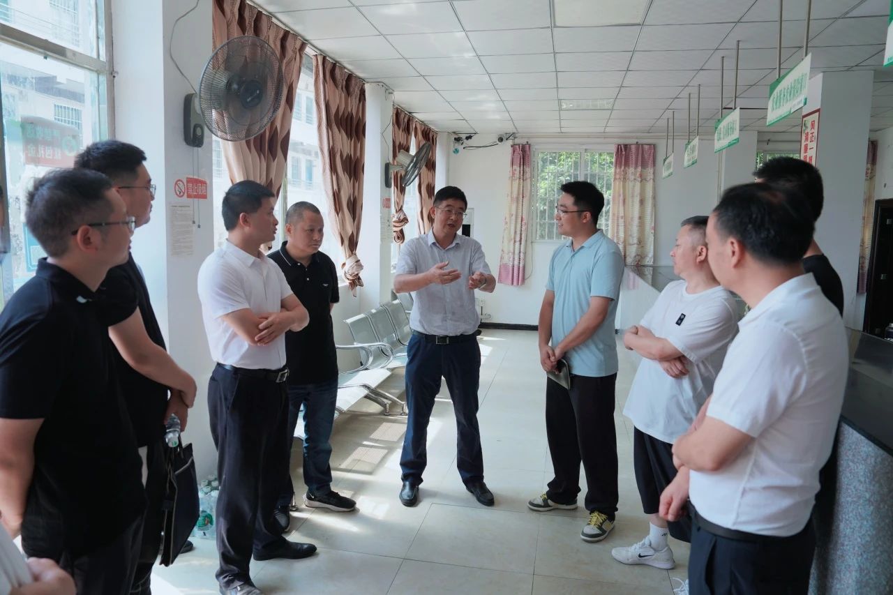 许东明赴南充市嘉陵区、巴中市通江县调研督导定点帮扶和托底性帮扶工作